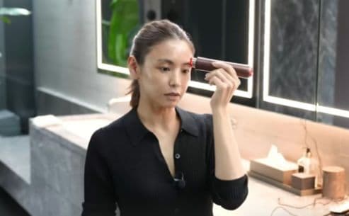 滝沢眞規子さんご愛用　A global ホルスアイ