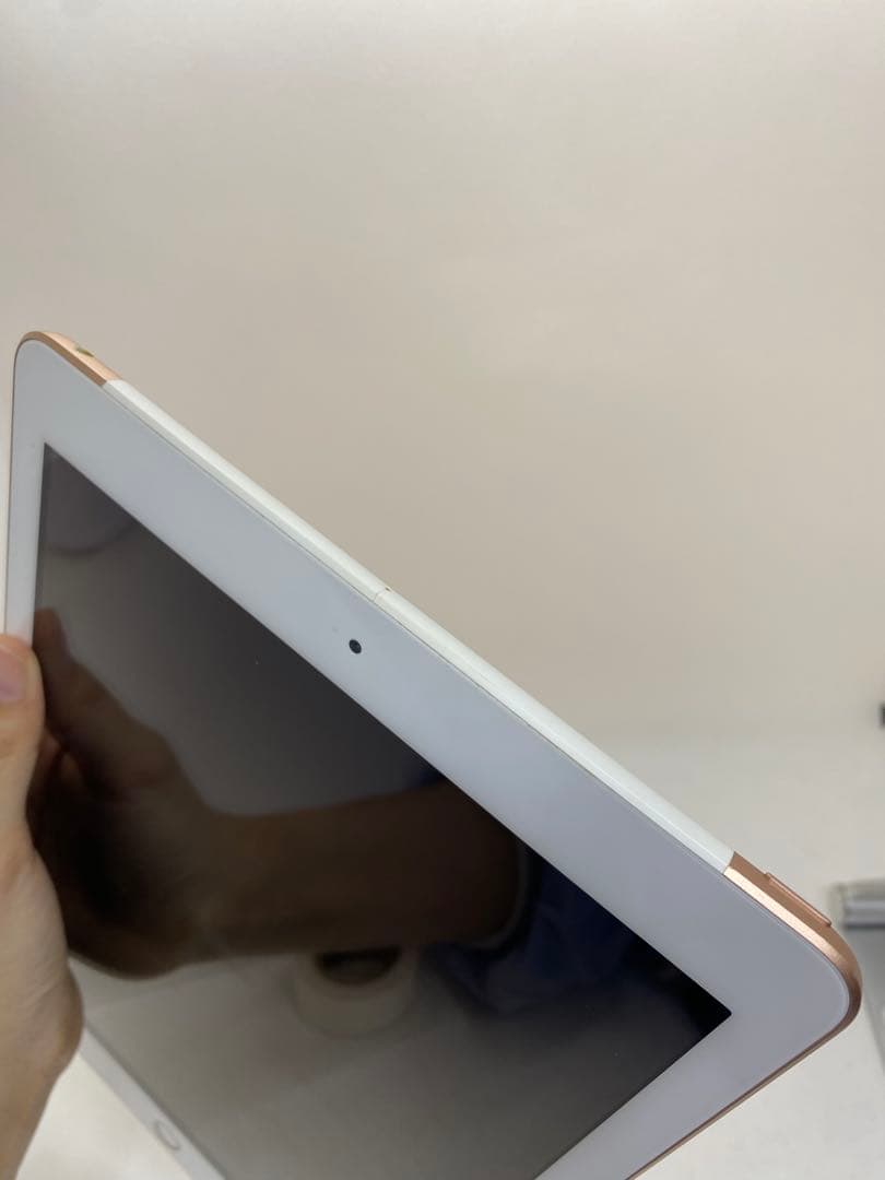 iPad 第6世代 32GB SIMフリー 87843