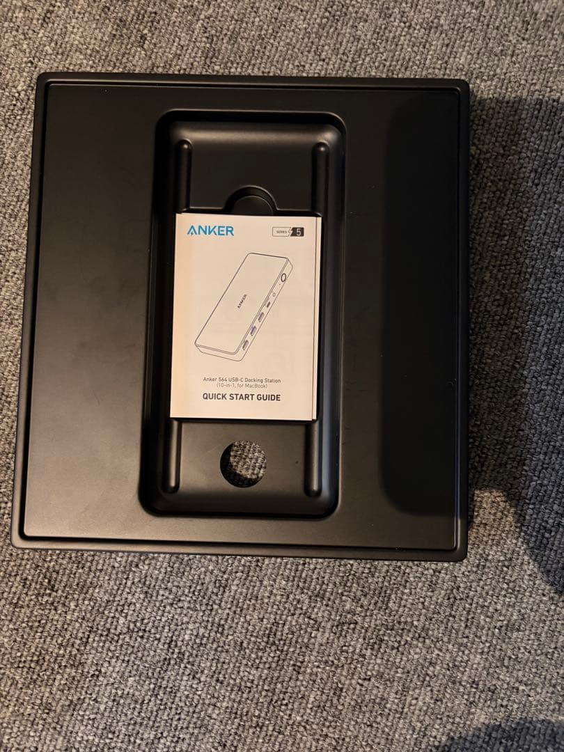 Anker 564 USB-C ドッキングステーション