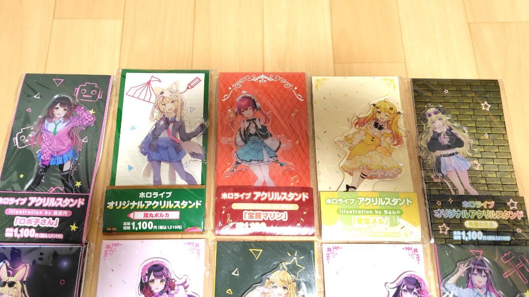 【ホロライブ】オリジナルアクリルスタンド ホロマート　宝鐘マリン　角巻わため