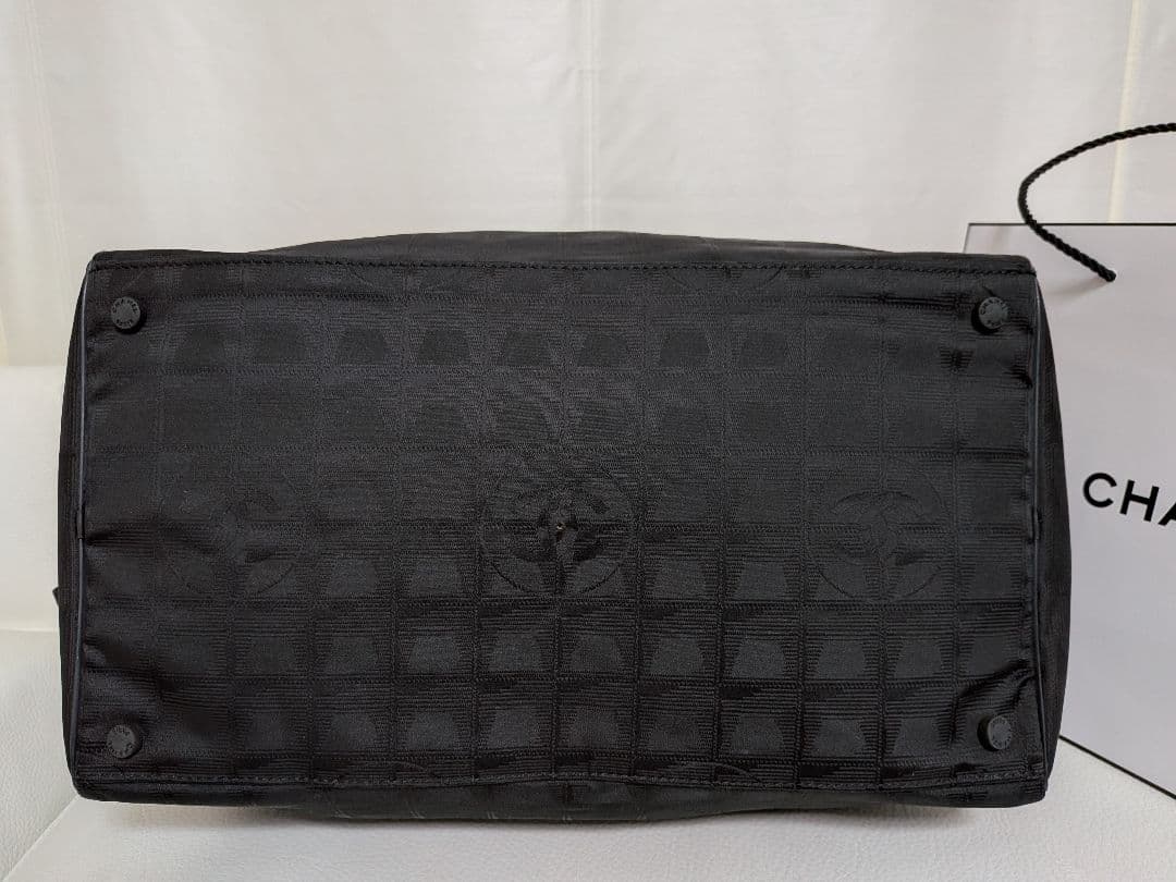 シャネル ハンドバッグ ニュートラベル ナイロン ブラック