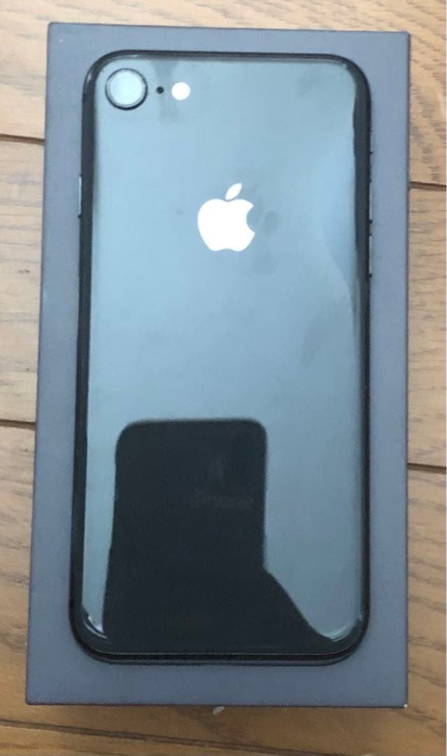 【早い者勝ち！！】iPhone8 スペースグレー 64GB