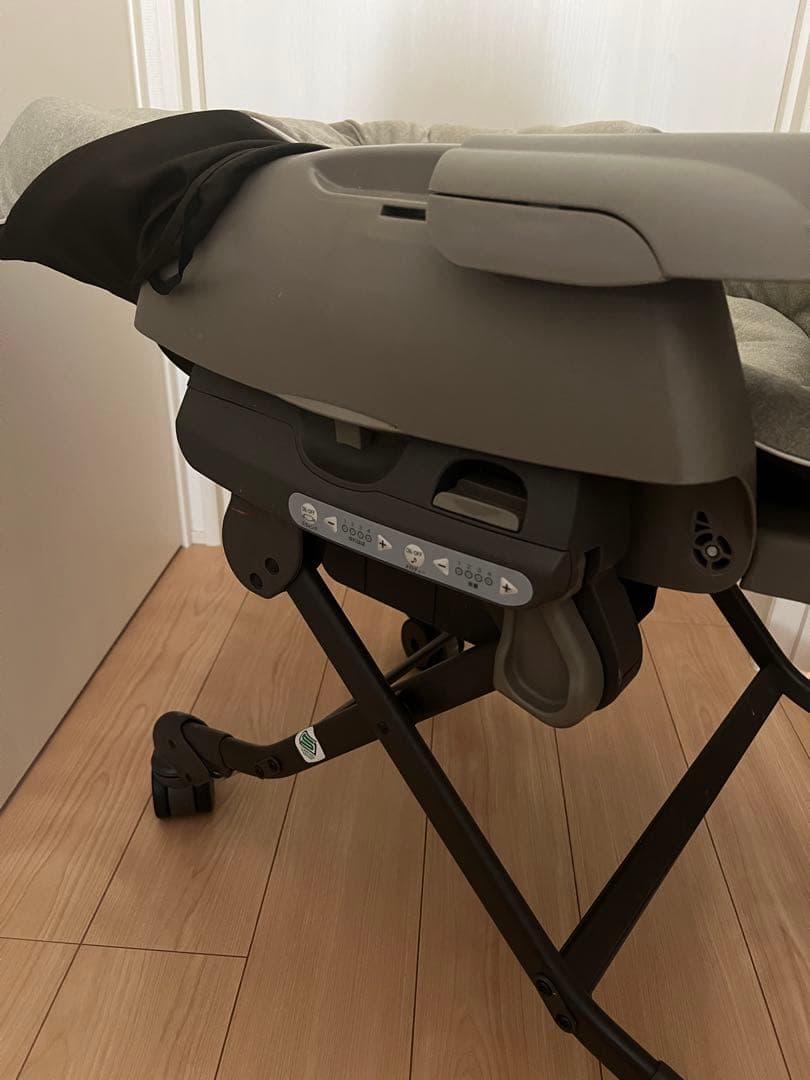 コンビ ハイローチェア 新生児から4才頃 ネムリラ AUTO SWING LM