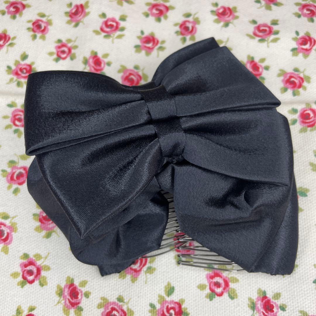 未使用　コンプレックスビズ　黒いサテンリボンヘアクリップ　ダブルコーム