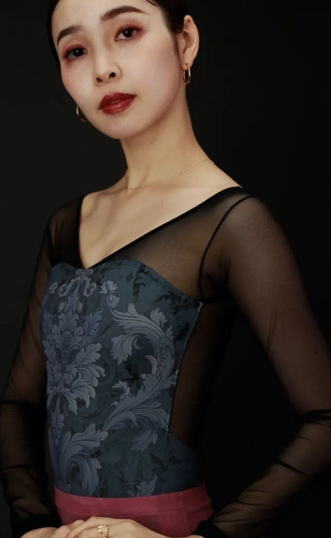 即購入OK! unoa ウノア 猫　黒ネイビー紺　レオタード MLサイズ