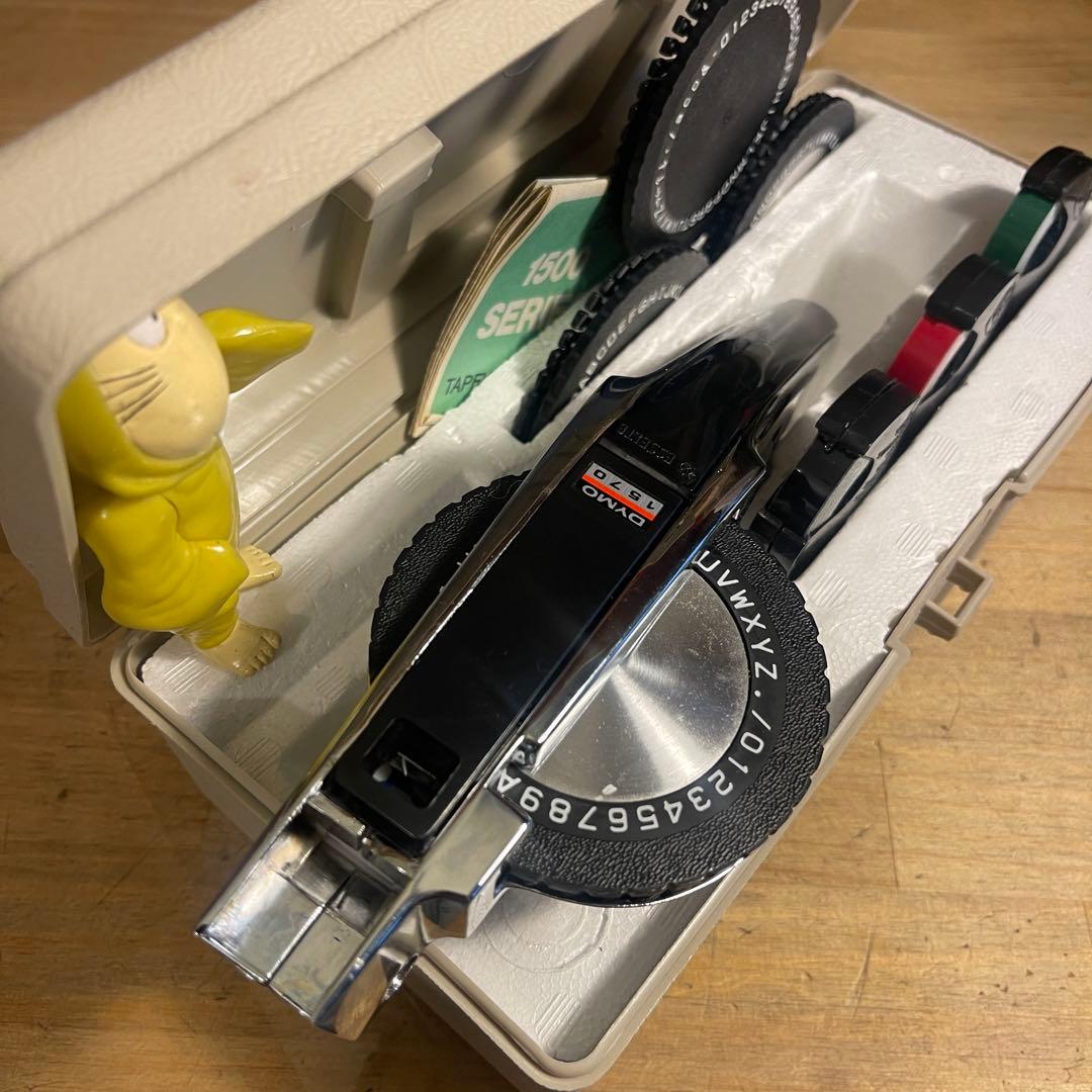 ■製品保証■【文字盤4個・美品】ダイモ DYMO 1570 英数 フル 1802