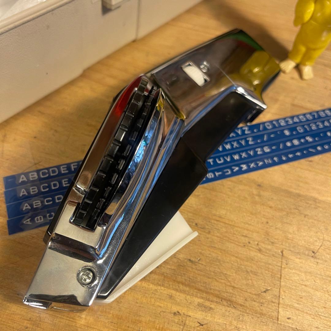 ■製品保証■【文字盤4個・美品】ダイモ DYMO 1570 英数 フル 1802