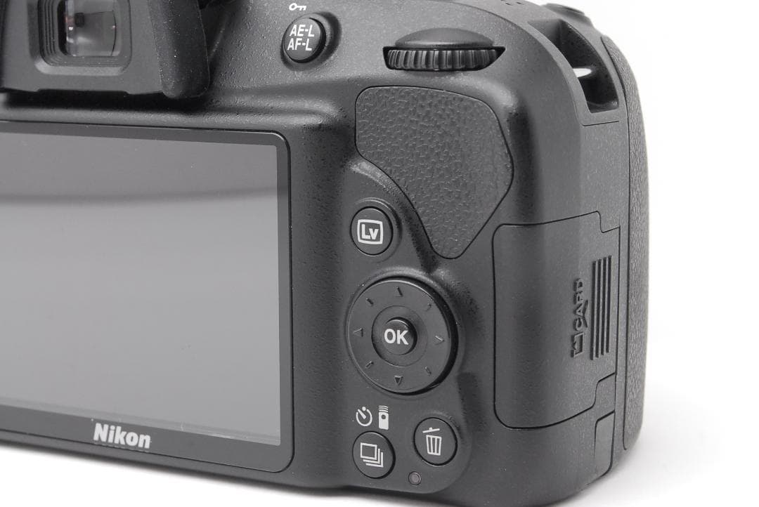【使用感少美品　新品級ショット数】Nikon D3300　スマホ転送　動画対応