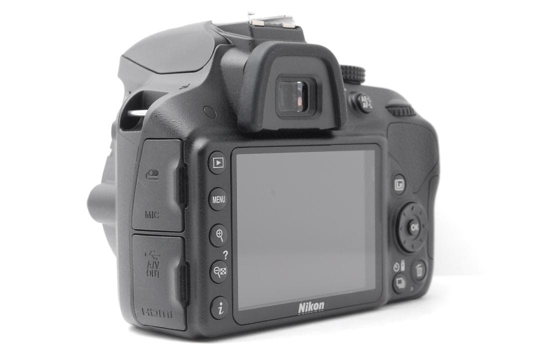 【使用感少美品　新品級ショット数】Nikon D3300　スマホ転送　動画対応