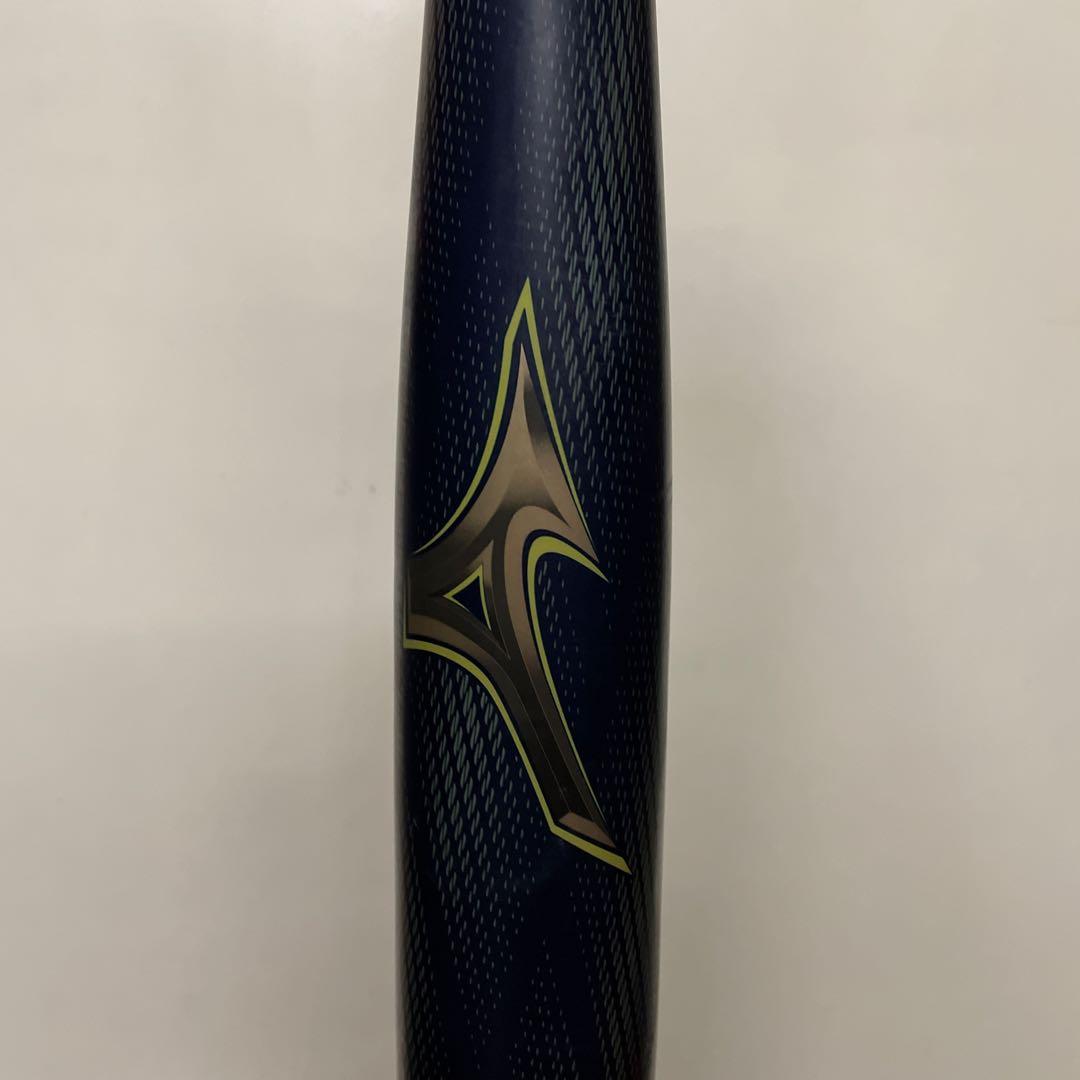 バット BEYOND MAX LEGACY LW 84cm 690g