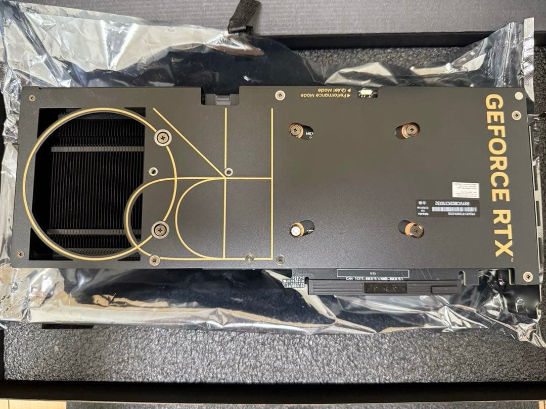 グラフィックボード・グラボ・ビデオカード ASUS PROART-RTX4070-O12G