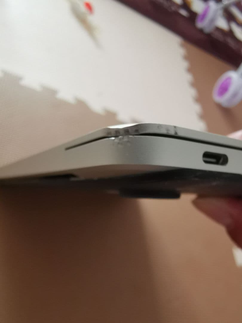 MacBook本体 MacBook pro 2017 256g