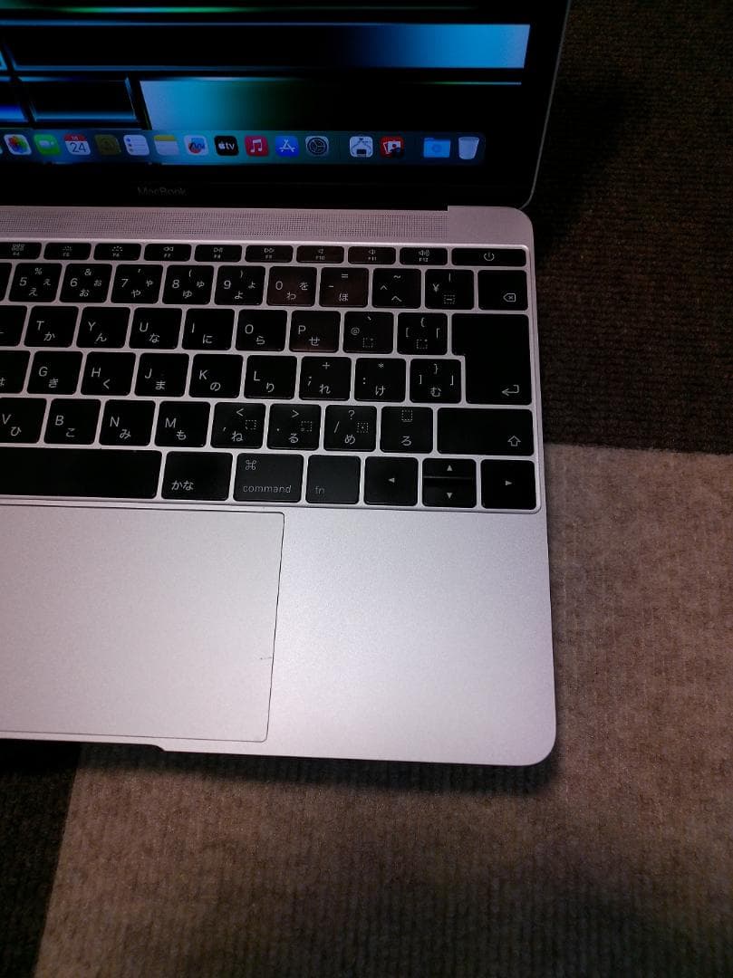 MacBook 2017 A1534 12㌅ 『BT充放電1回』Silver