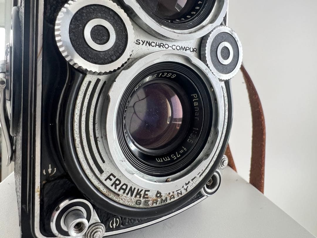 フィルムカメラ Rolleiflex 3.5f planar