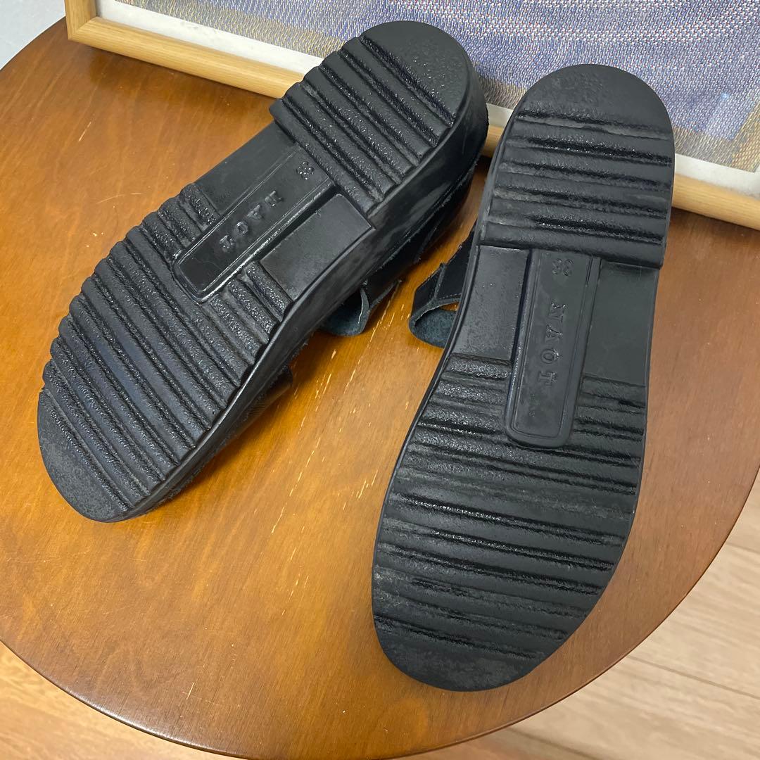 NAOT ブラックサンダル 38