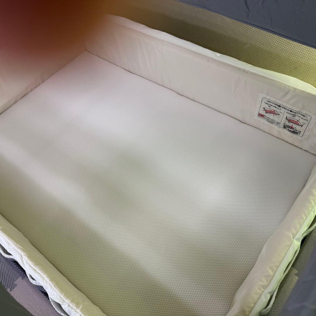 【数回のみ】 ココネルエアーAB アップリカ　ベビーベッド　グレーベアー