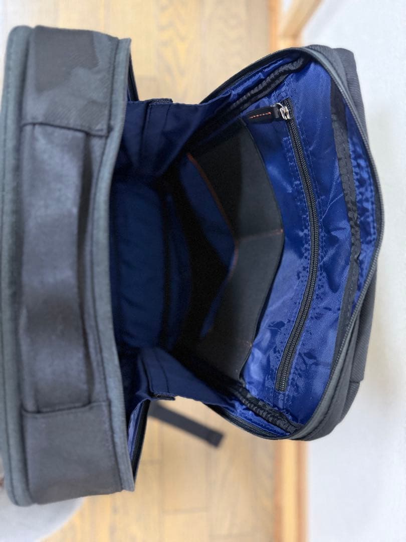 IS/IT - イズイット　LAPTOP II / ラップトップ2