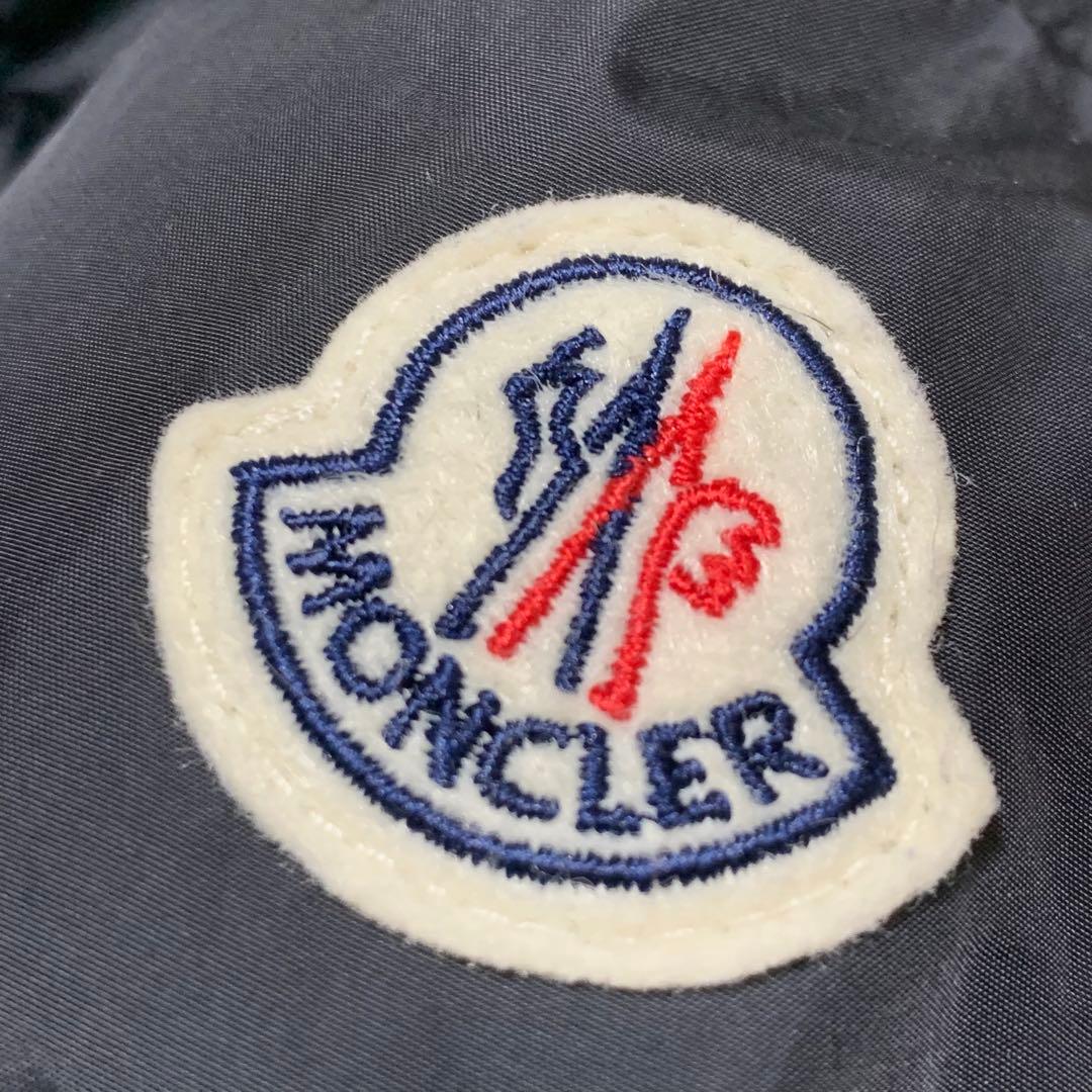 大人気★ モンクレール　CLION クリオン　2 ブラック　ファー　5D183