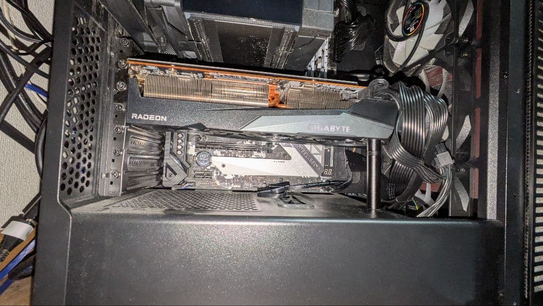 radeon rx6900xt GIGABYTE 16G 要説明確認