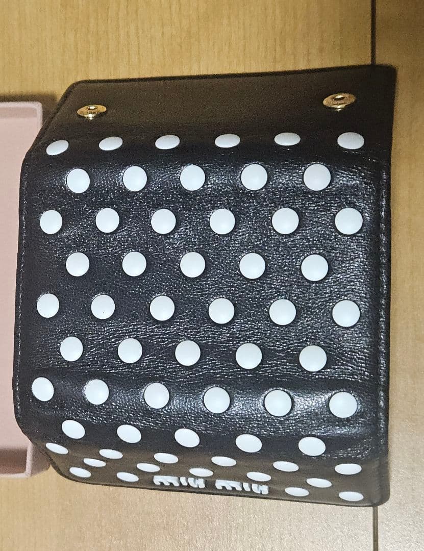 MIU MIU ドット柄 レザーキーケース新品未使用品