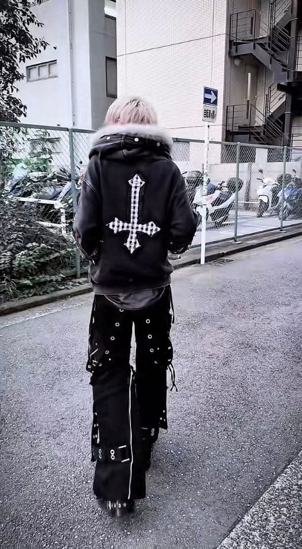 Grrr the Lipper ガルルザリッパー ファーパーカー レフレム