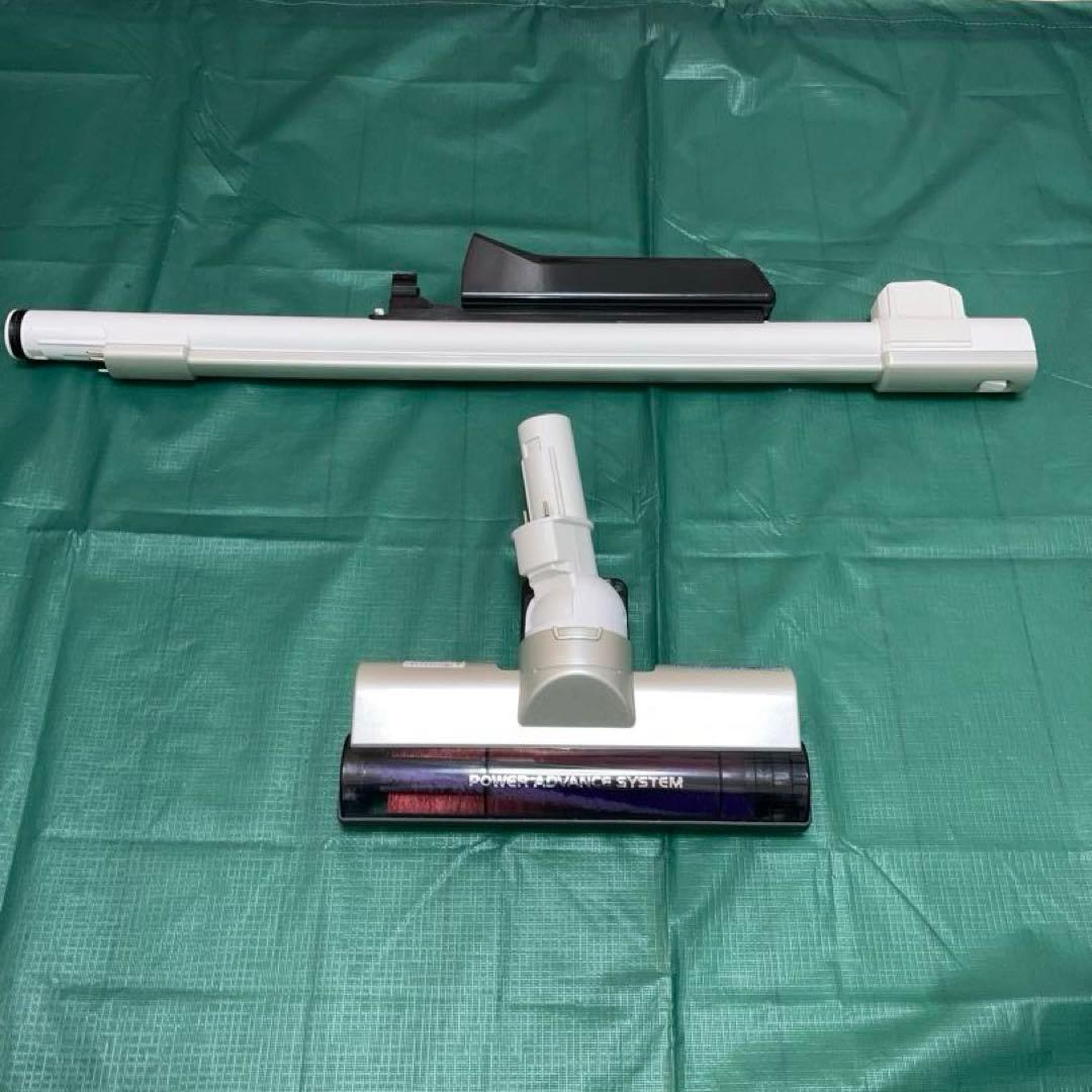 アイリスオーヤマ　充電式サイクロンスティッククリーナー SCD-120P-W