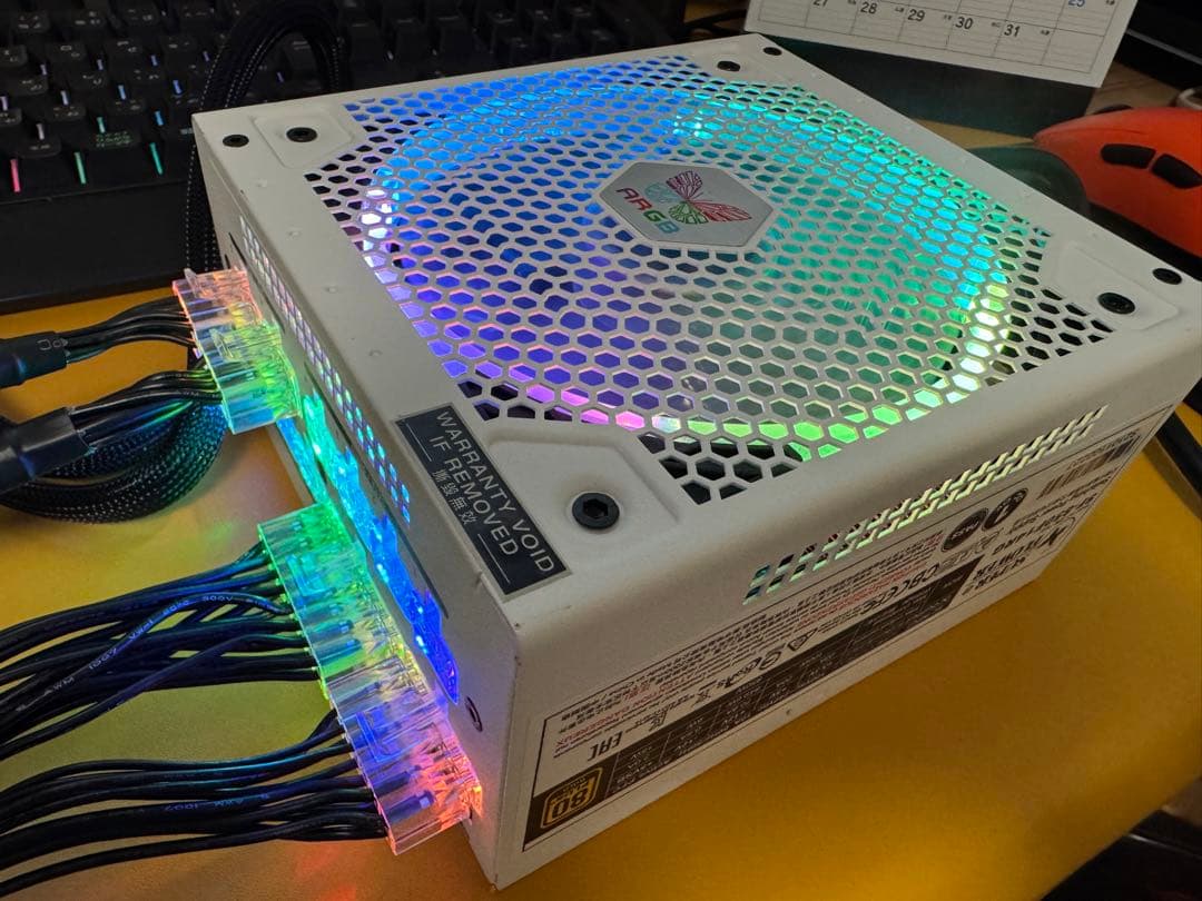 SUPER FLOWER LEADEX III ARGB 850W　電源ユニット