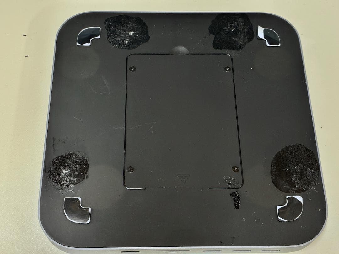 Mac Mini用　4テラSSD入りAGPTEK 7in1 HUB　激安