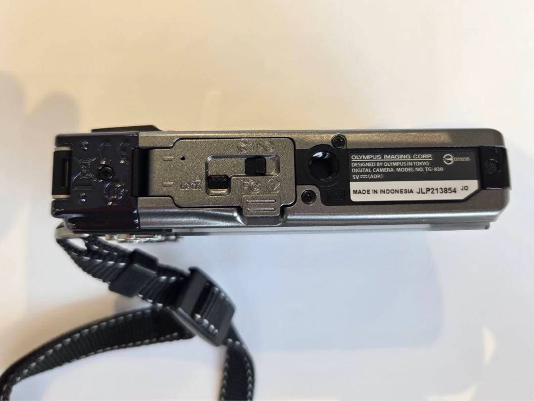 OLYMPUS STYLUS TG-830 オリンパスデジタルカメラ【箱無し】