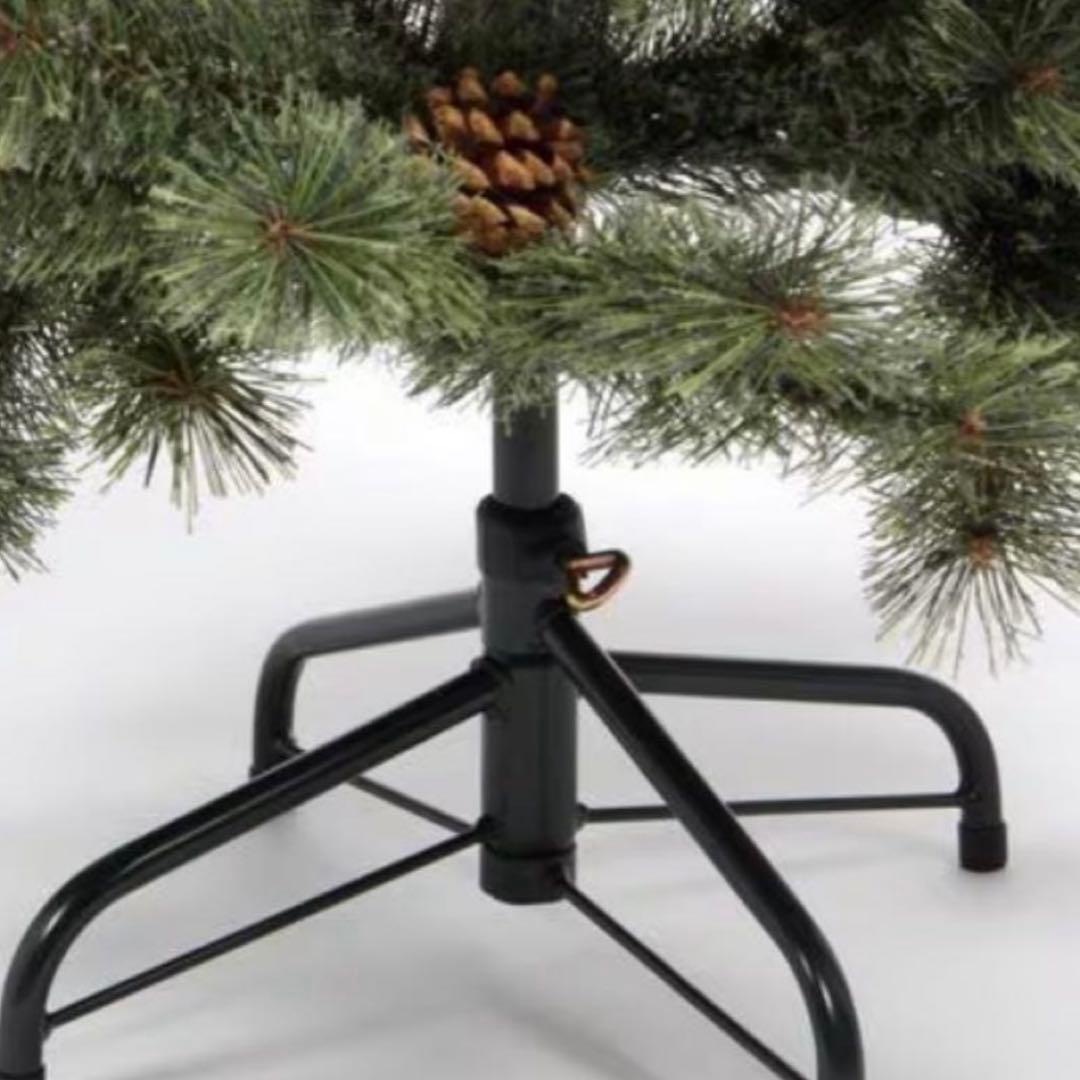 クリスマスツリー 150松ぼっくり付き