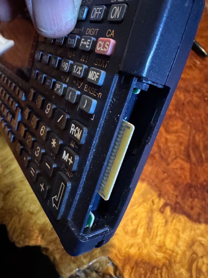 SHARP PC-G850VS 通電動作確認済みですがジャンクでお願い