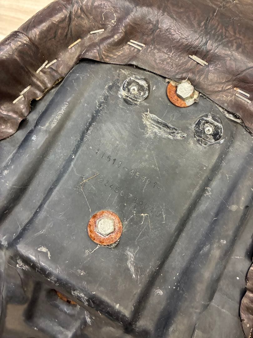 cbr400f 三段シート