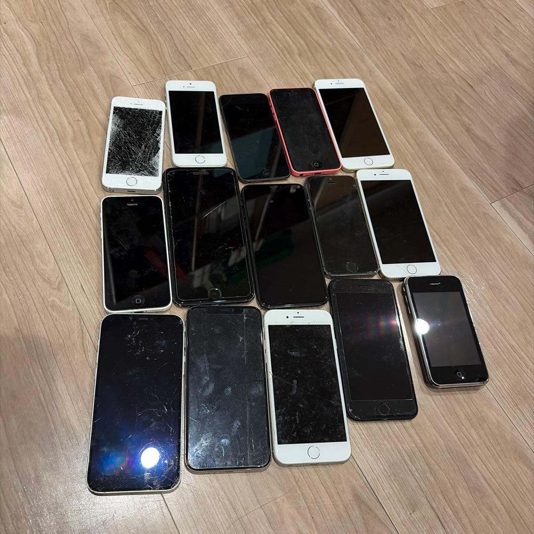 iPhone まとめ売り　ジャンク　15台