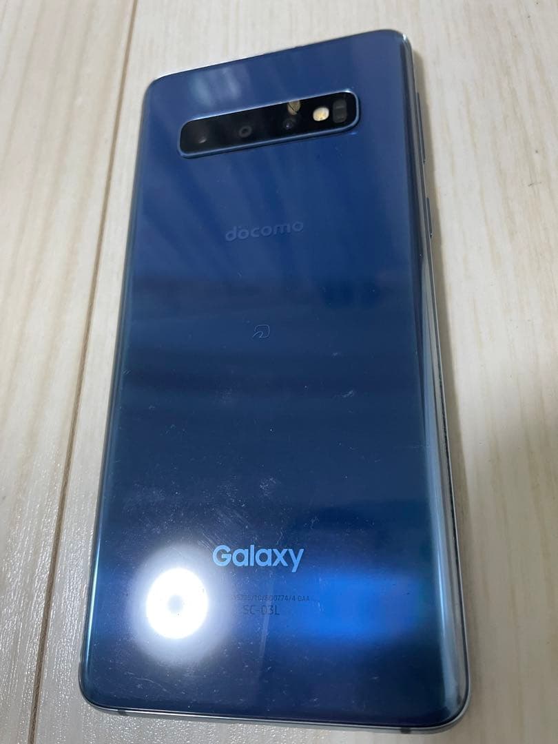 ギャラクシーs10 sc03l ブルー