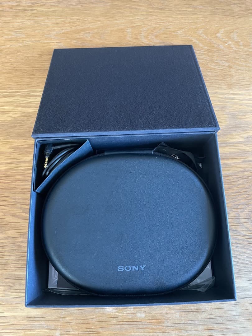 【美品】SONY WH-1000XM2 ワイヤレスヘッドホン ブラック