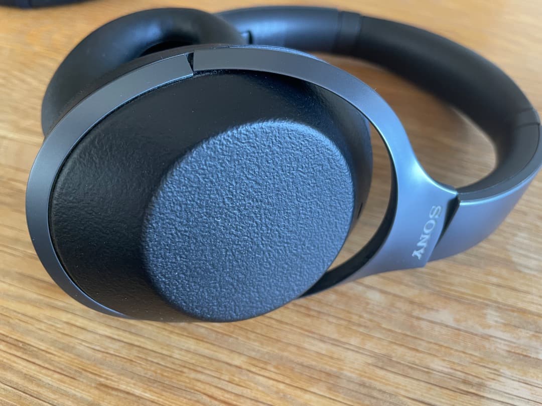 【美品】SONY WH-1000XM2 ワイヤレスヘッドホン ブラック