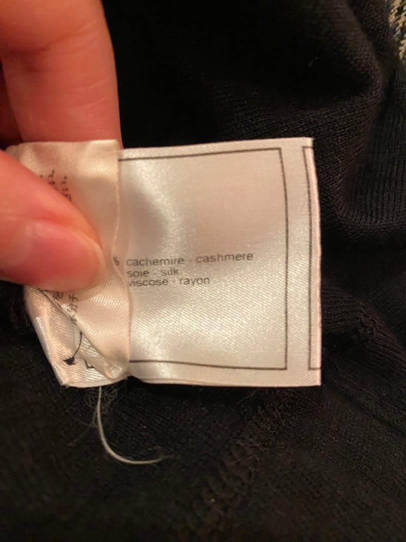 美品CHANELセーター。