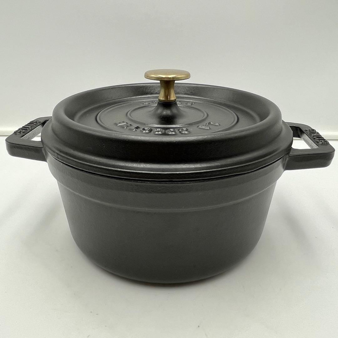 美品　ストウブ ピコ•ココット ラウンド 20cm ブラック 両手鍋