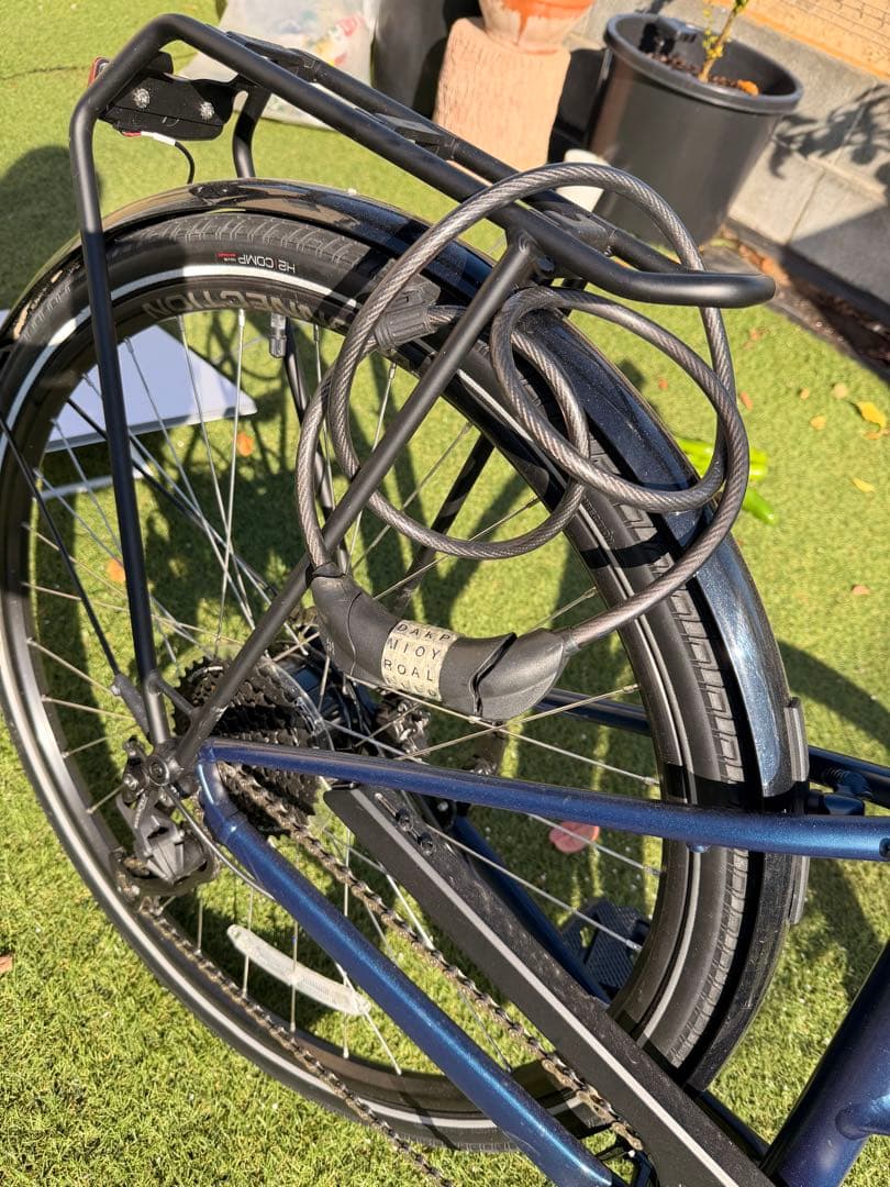 Trek 電動アシスト自転車 ダークブルー