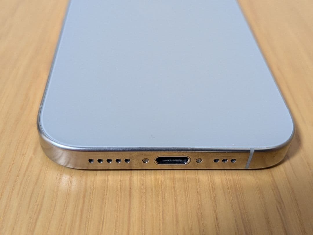 iPhone16pro 128GB ナチュラルチタニウム バッテリー100%