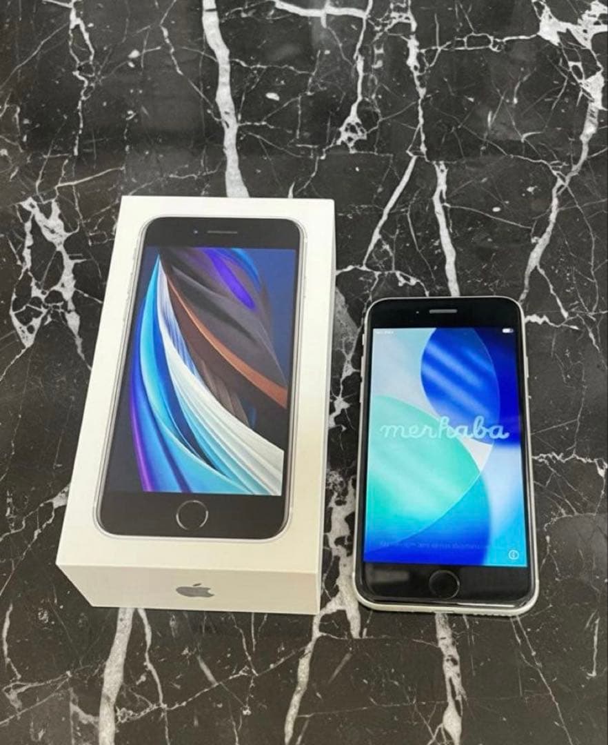 【超美品】iPhone SE（第2世代）128GB ホワイト　箱あり