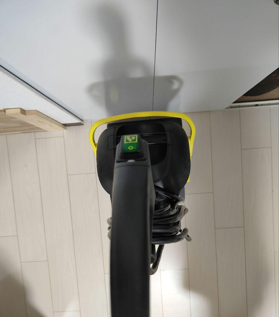 ブラシおまけ付き　ケルヒャー業務用床洗浄機　BR30/4C