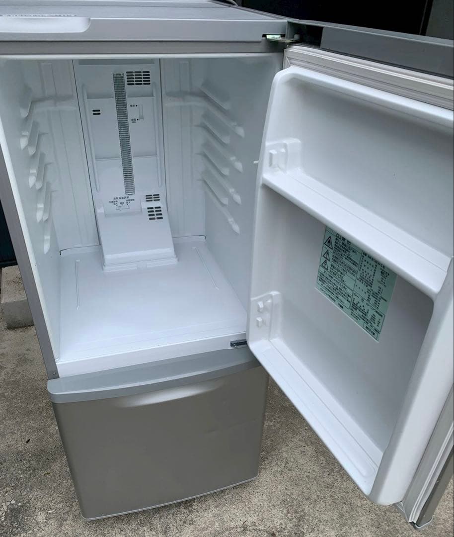 【送料込】Panasonic 冷蔵庫 138L NR-B146W パナソニック