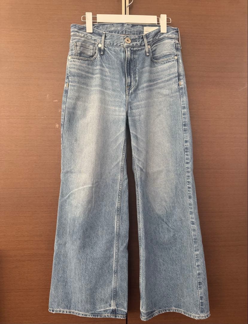 upper hights THE LAUREN 微フレアデニム　23