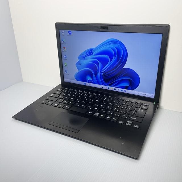 Win11の薄型軽量で持運び最適なスタイリッシュノートパソコンVAIOPROPG