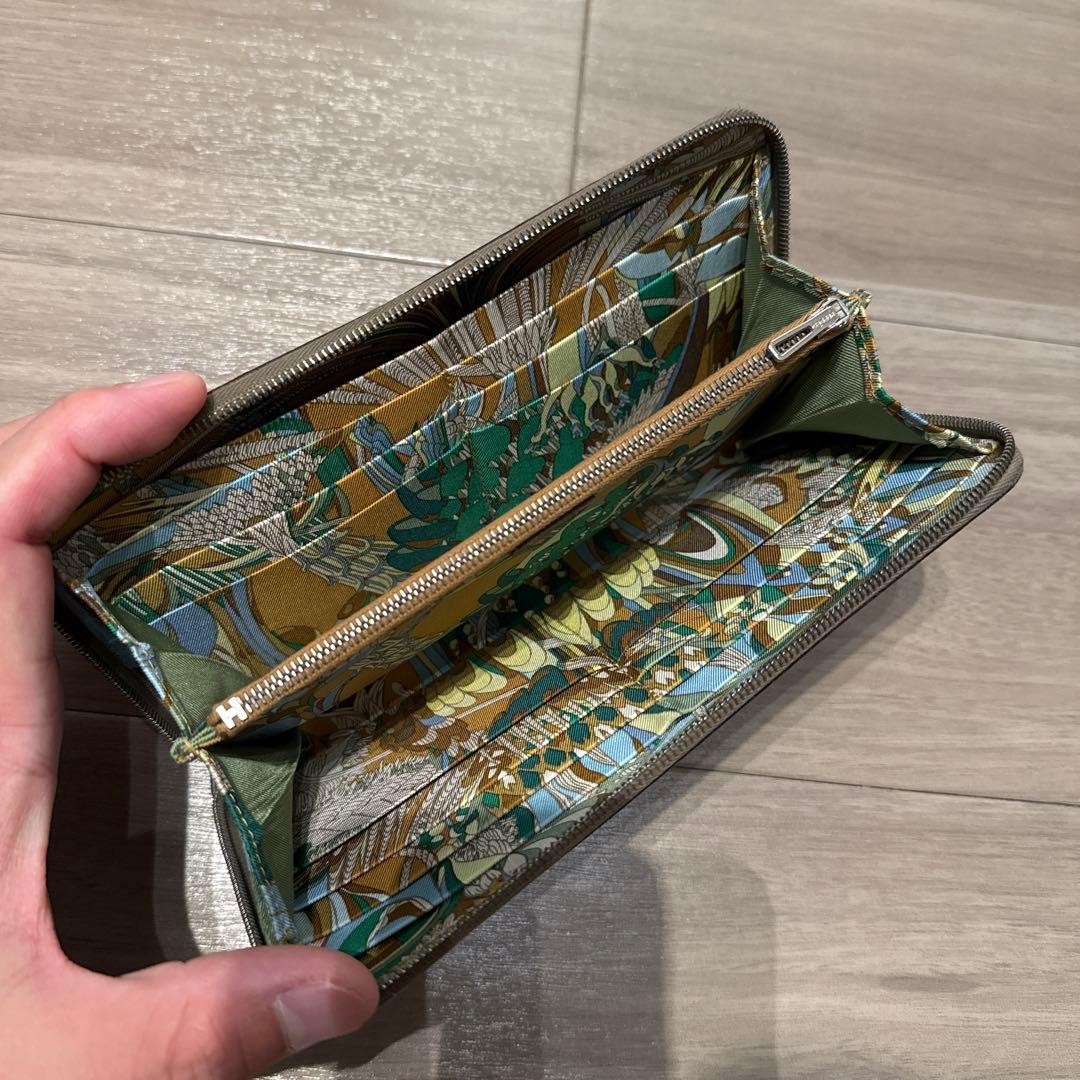 HERMES エルメス ジップ長財布 シルクインロング （エトゥープ） 箱付き