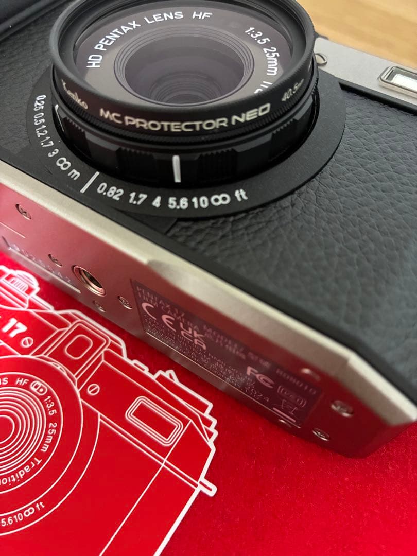 pentax17 レンズカバー装着済み　付属品多数