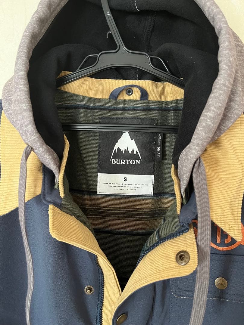Burton スノーボードジャケット S