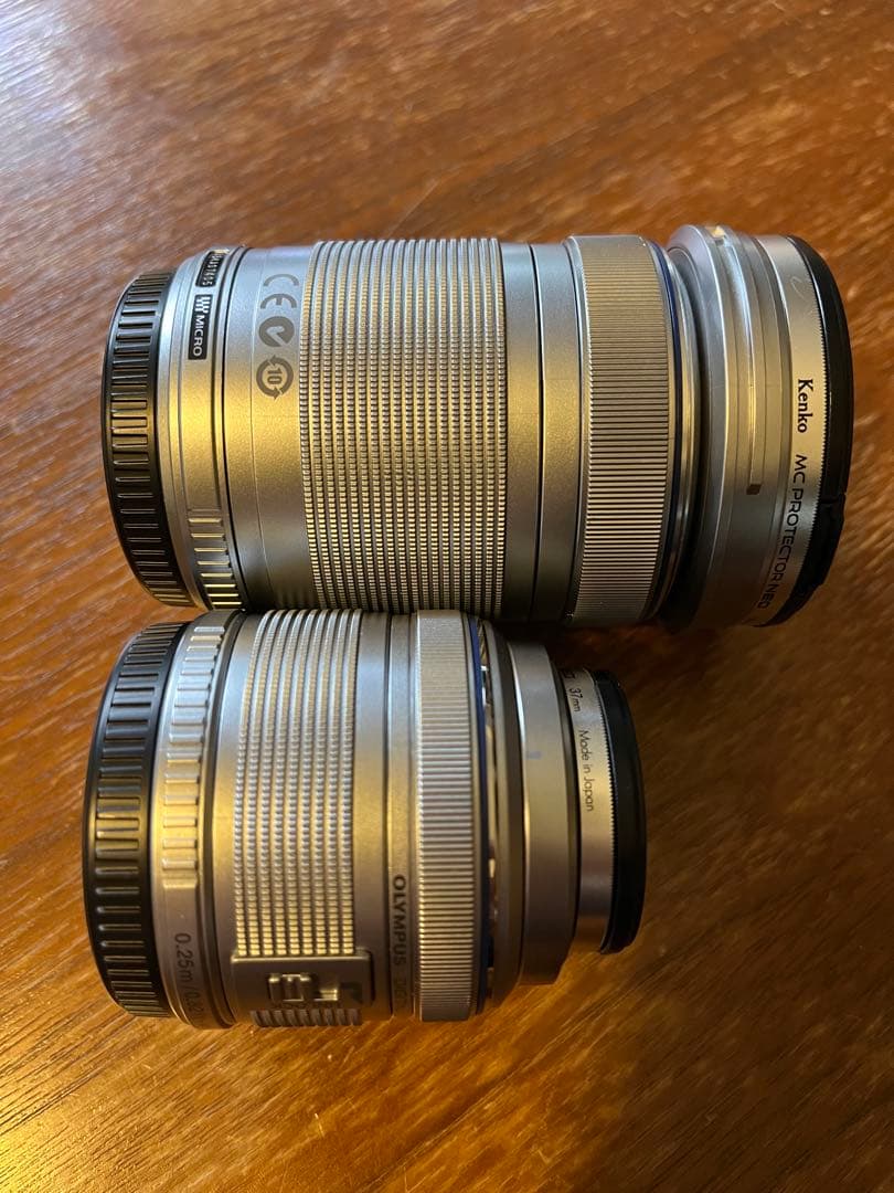OLYMPUS M.ZUIKOレンズ2本40-150mmと14-42mm