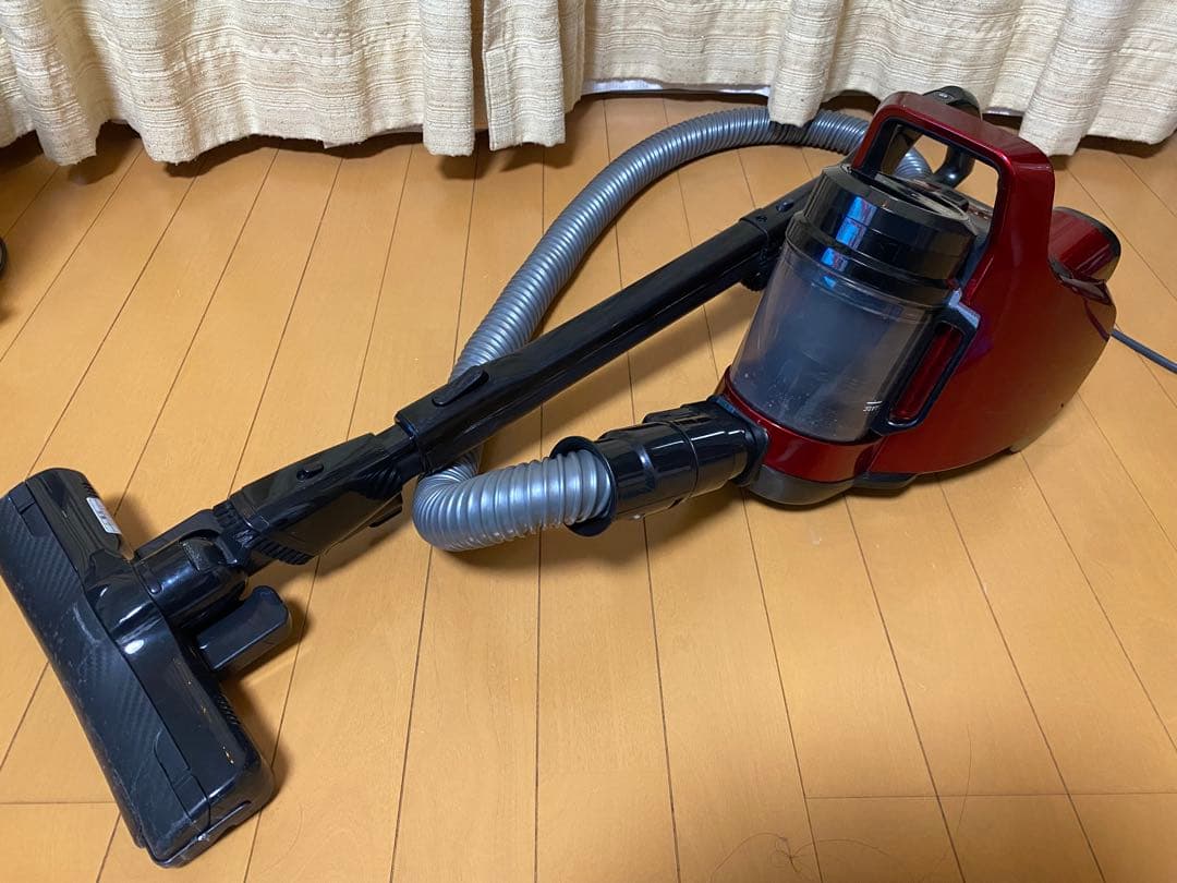 美品　東芝 VC-CF31サイクロンクリーナー TORNEO【2022年式】